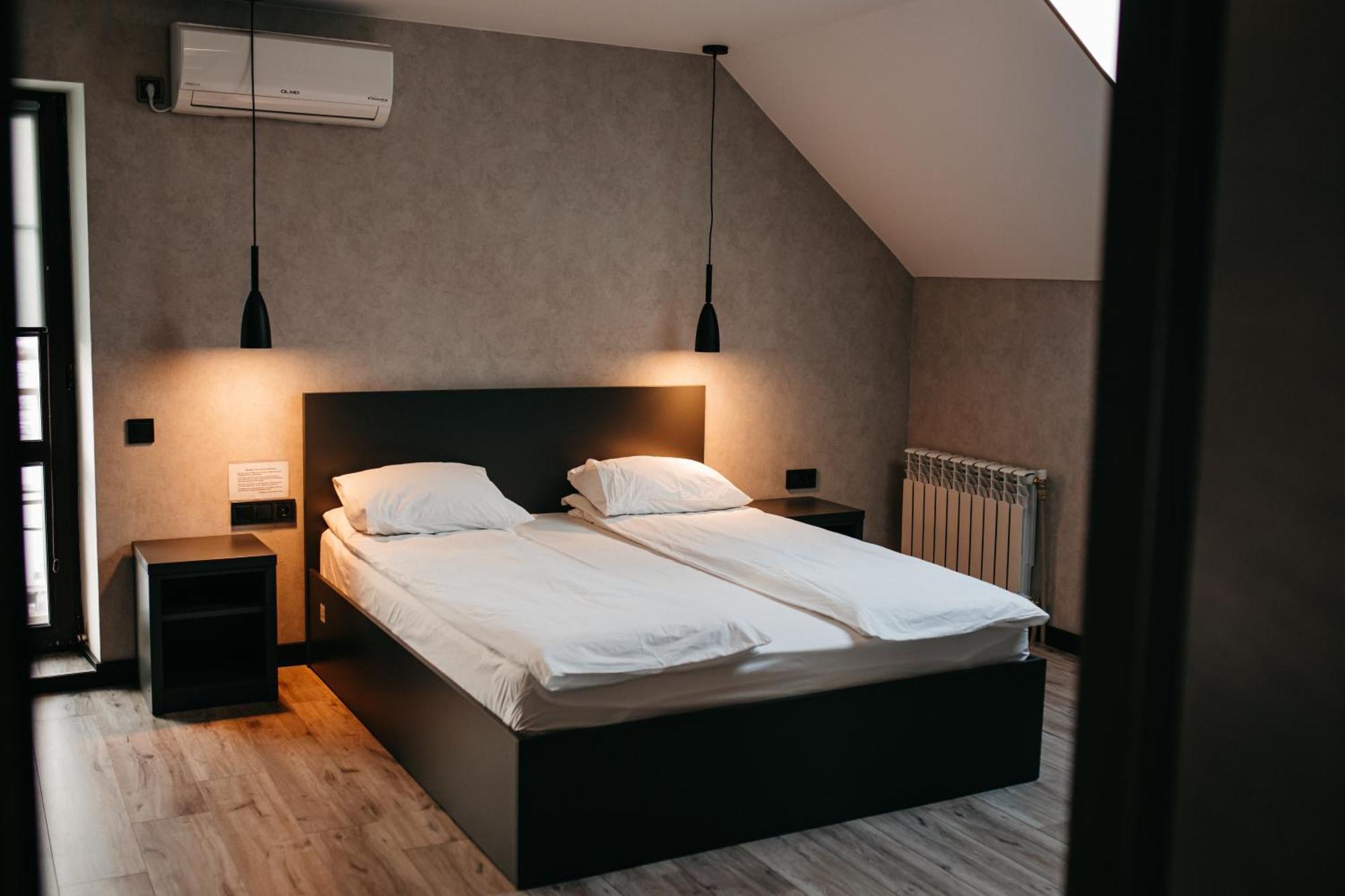 Bastion Motel Samostrely ภายนอก รูปภาพ