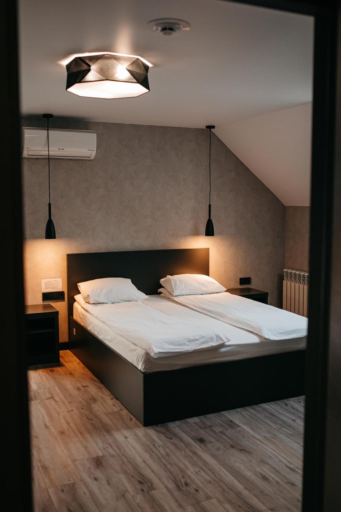 Bastion Motel Samostrely ภายนอก รูปภาพ