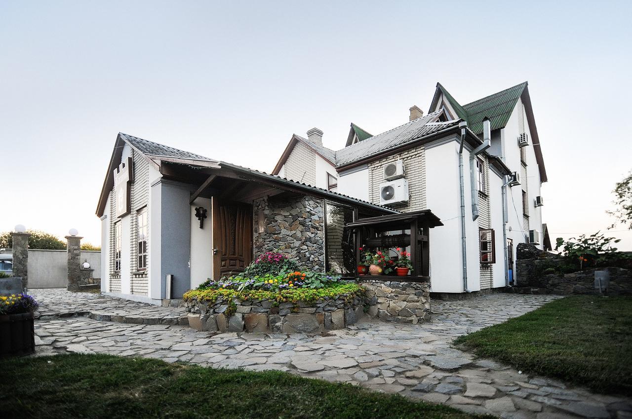 Bastion Motel Samostrely ภายนอก รูปภาพ